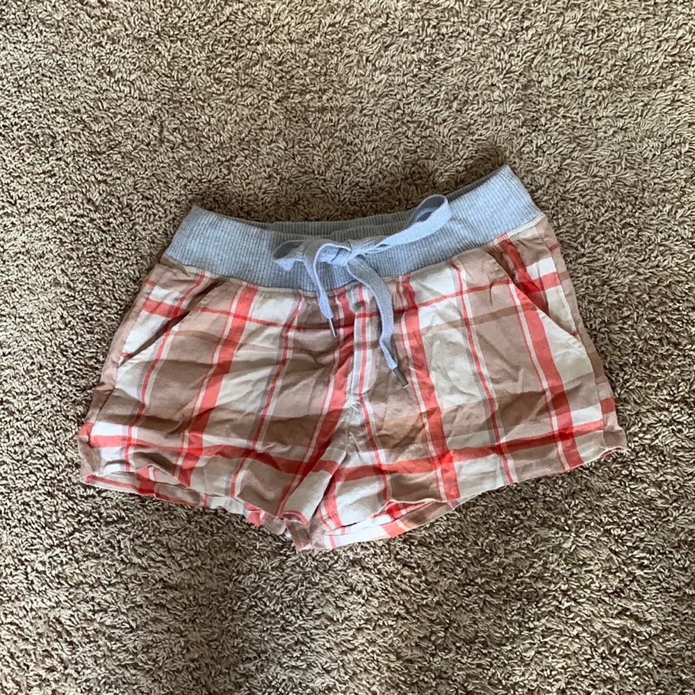 New With Tags Aerie Pink Plaid PJ Shorts